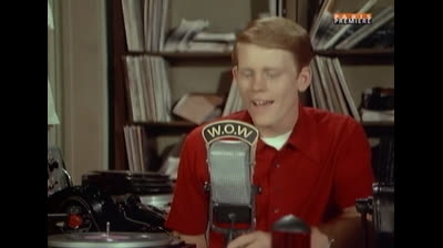 21 - Richie disc jockey.