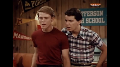 Happy Days - 3x03.-.Fonzie.Le.Téméraire.(Part.1).FR.