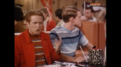 Happy Days - 3x07.-.Une.Famille.Contestataire.FR.