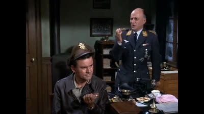 Papa Schultz 1971 saison 01 episode 03 .