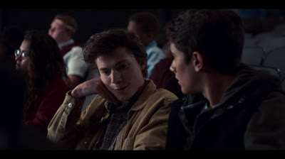 T1.E6 ∙ Creekwood Nights