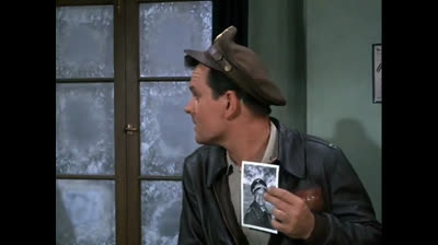 Papa Schultz 1971 saison 01 episode 12 .