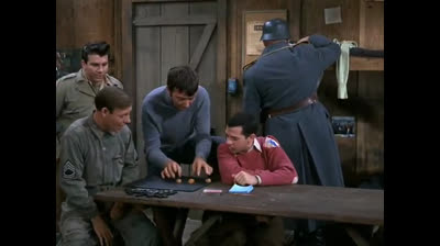 Papa Schultz 1971 saison 01 episode 25 .