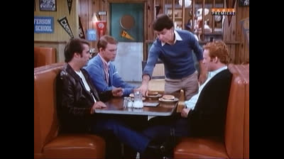 Happy Days - 4x09 - Richie.Grand.Reporter.FR.