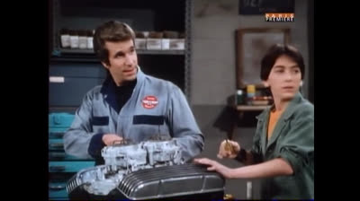 Happy Days - 5x18 - La.Moto.De.Richie.FR.